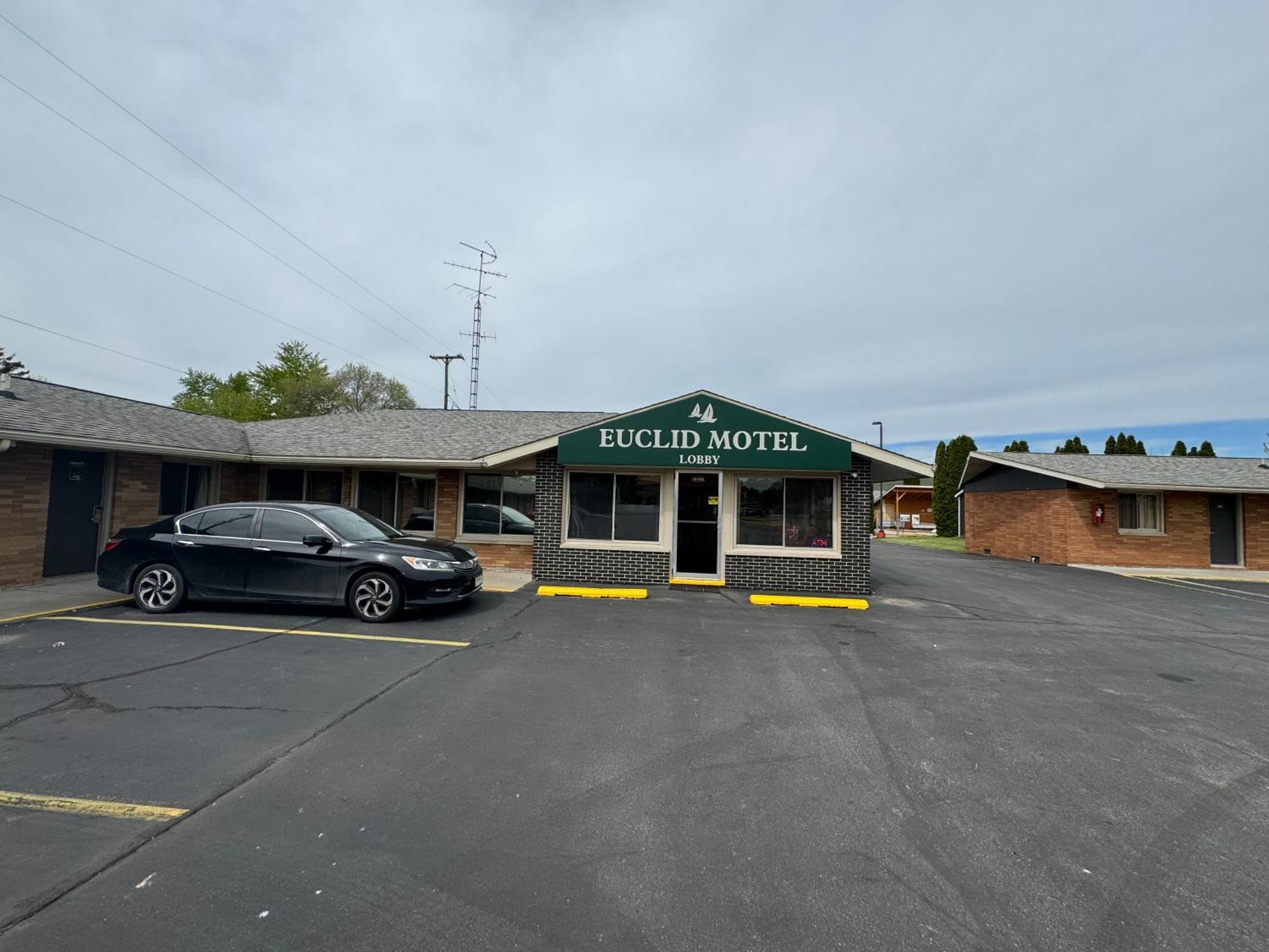 Euclid Motel Bay City Exterior photo
